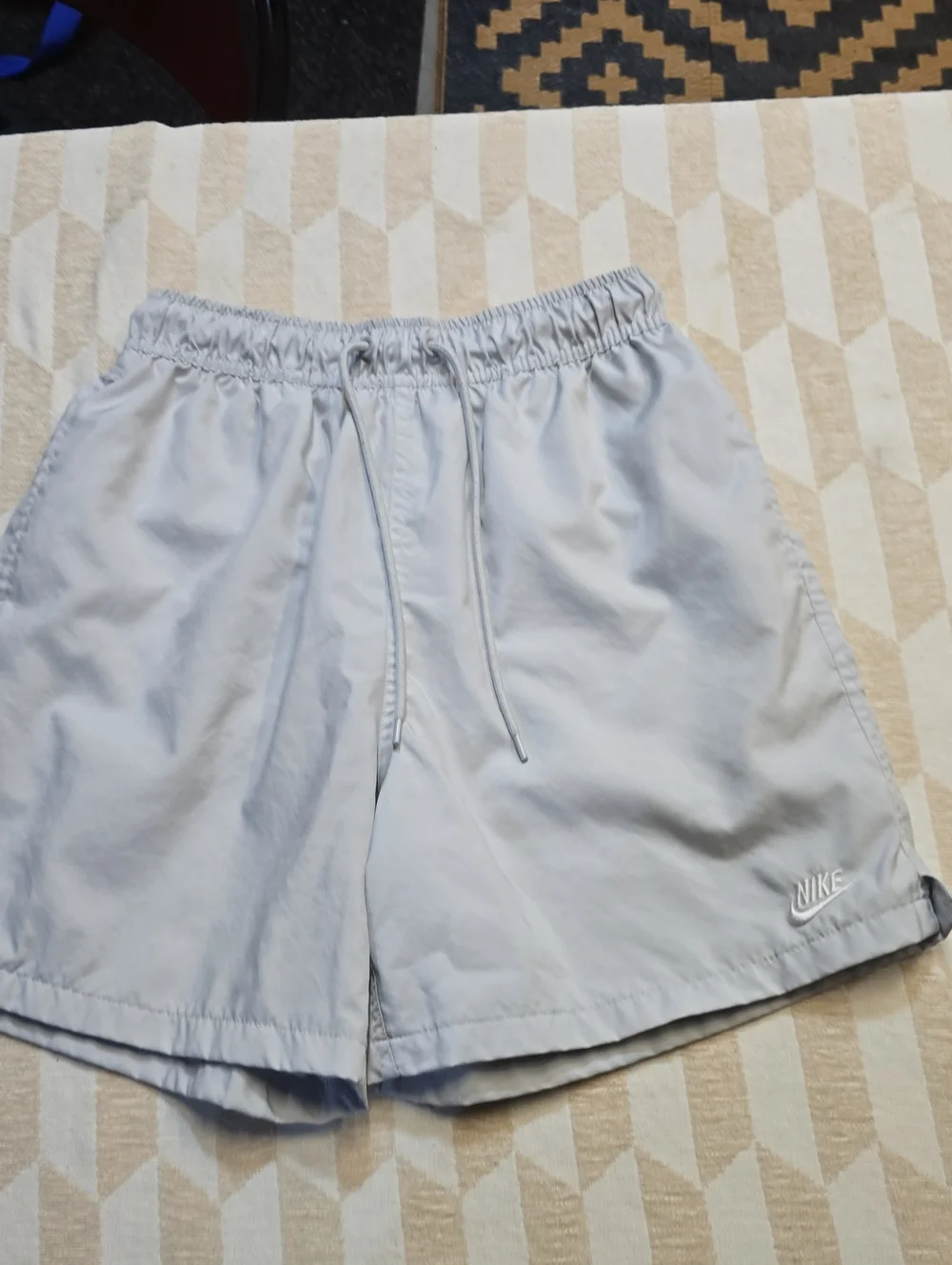 Nike Light Gray Men Athletic Shorts with Drawstring
